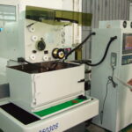 Slow Wire Cutting Machine